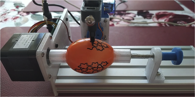 Erster Eggbot im Einsatz