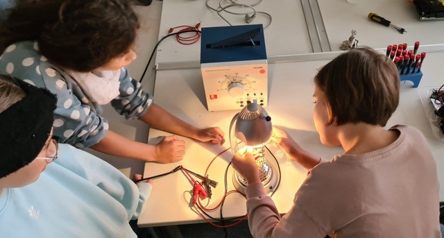 Repair Kids – Repair Café am Humboldt-Gymnasium Vaterstetten