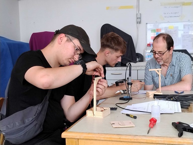 BBW Workshop „Bau der magischen Lampe“